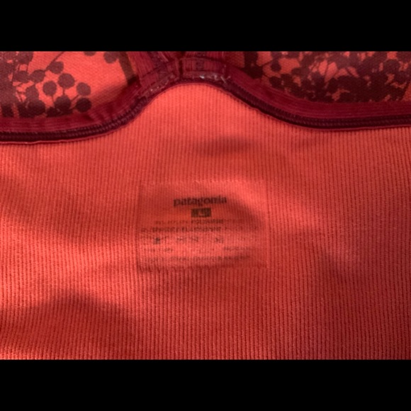 Two Patgonia mesh sports bras…gently used - Picture 4 of 4